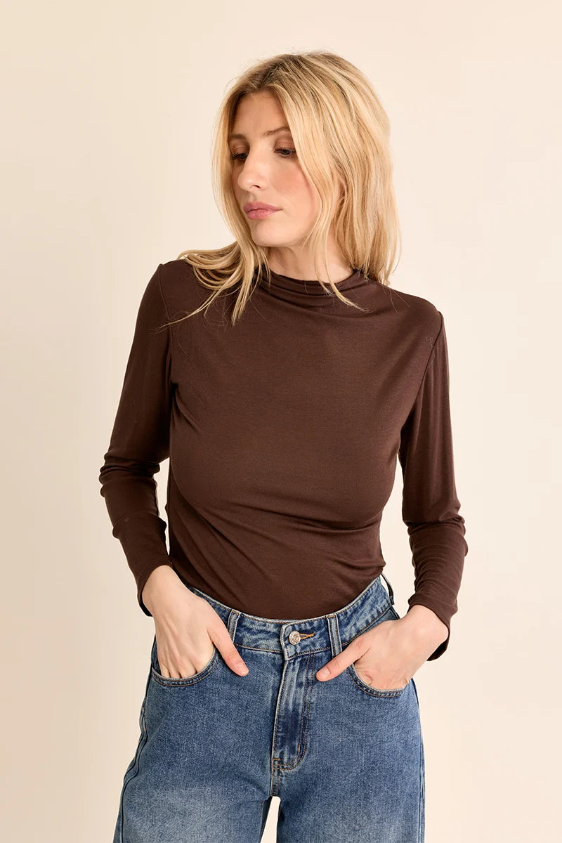 Molly Bracken Essential Long Sleeve Layering Top chocolate