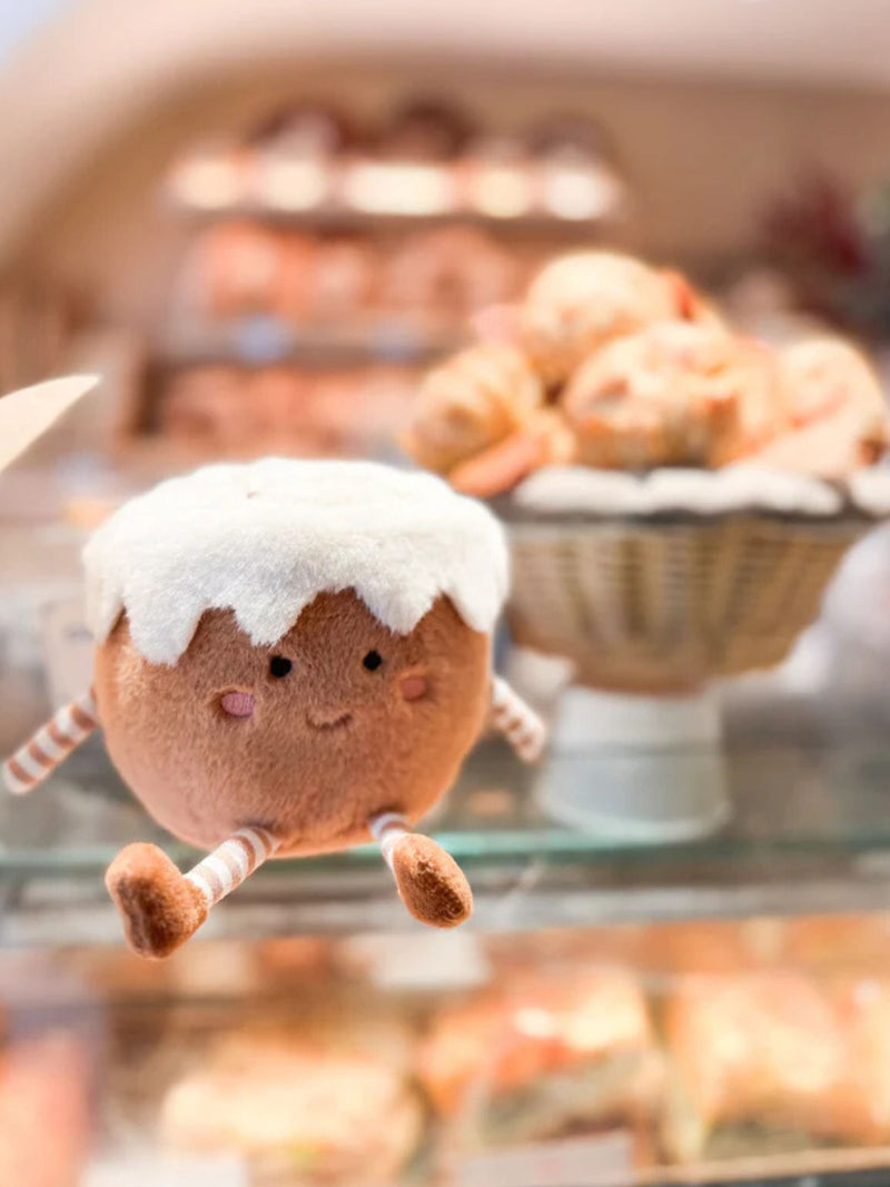 mon ami Cinnamon bun 