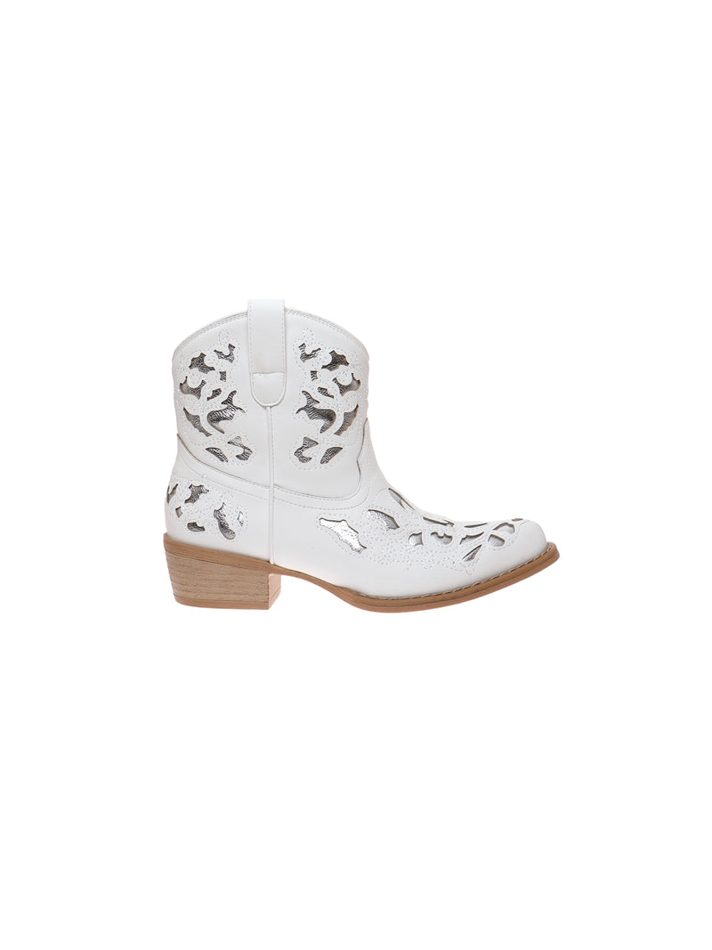 pierre dumas kaylee-15 cowboy ankle booties in white