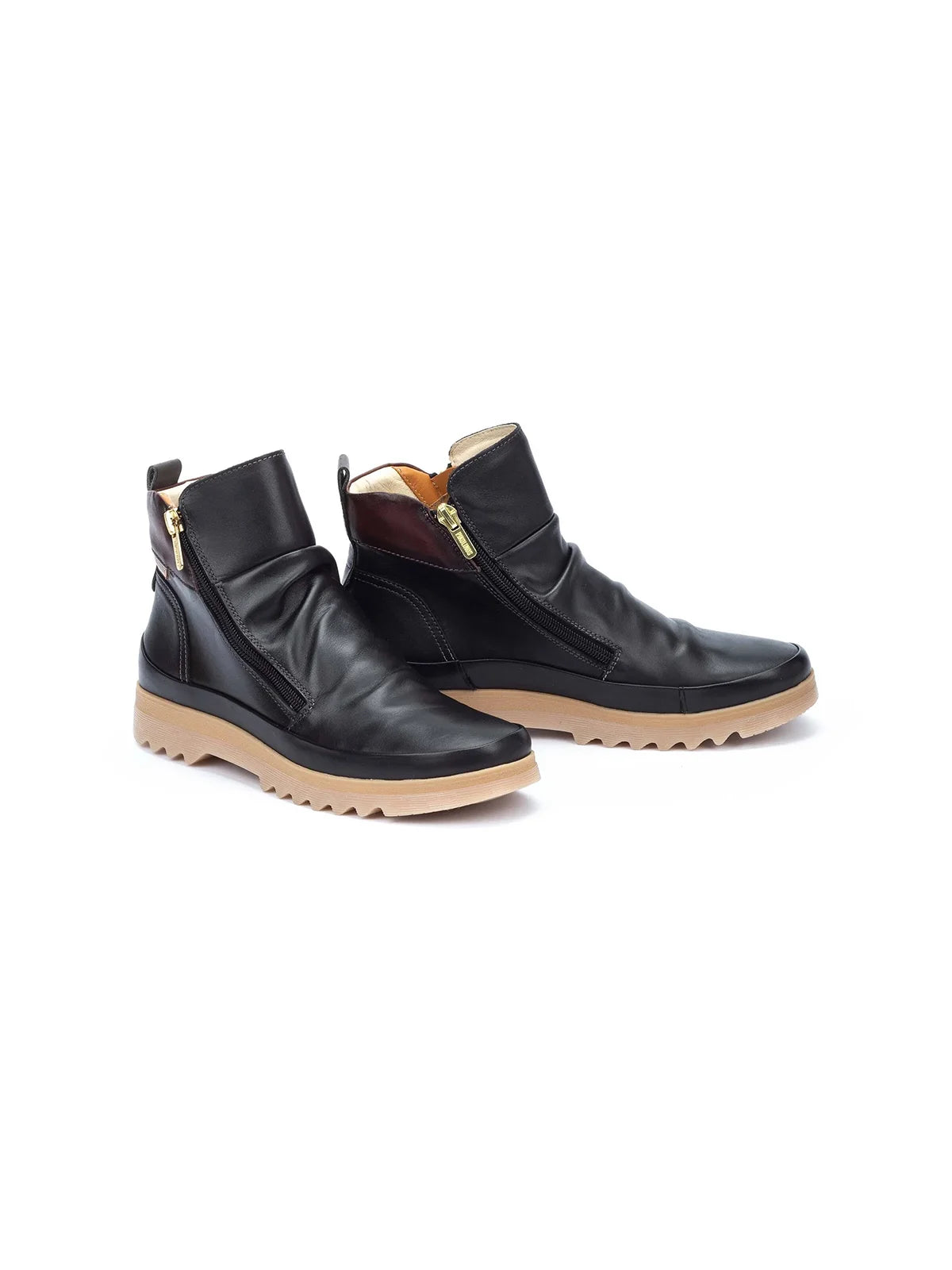 Pikolinos Vigo Side Zip Leather Ankle Boot in Black