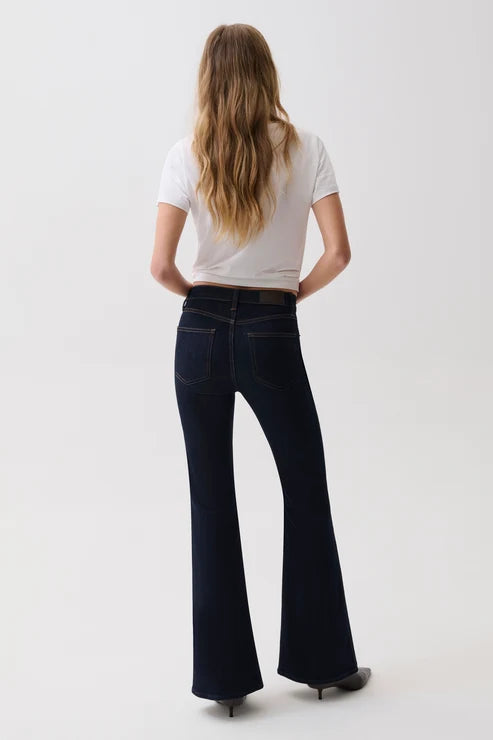 Pistola Kinsley Ultra Flare Leg Jean: Night Flight