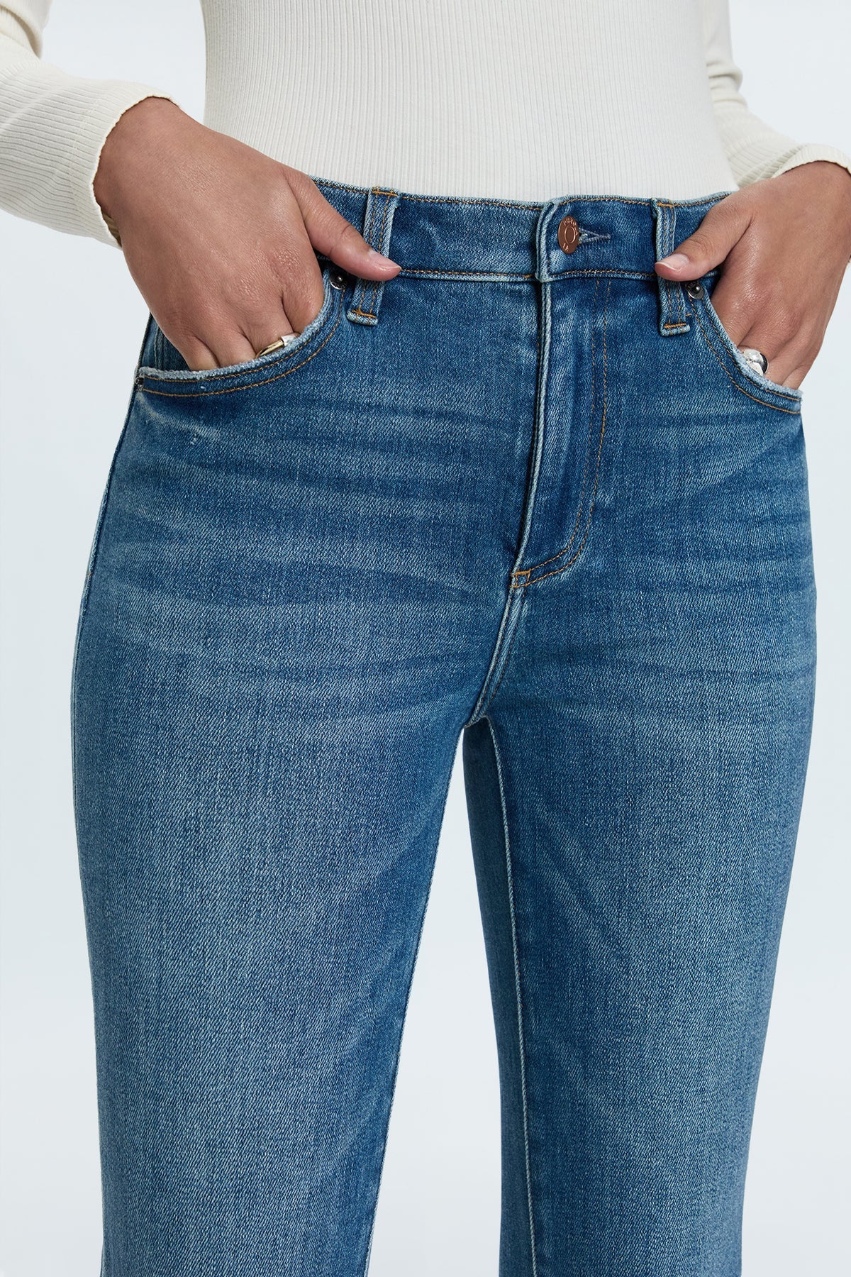 Pistola Monroe High Rise Crop Cigarette Jeans in Amaya wash-front detail