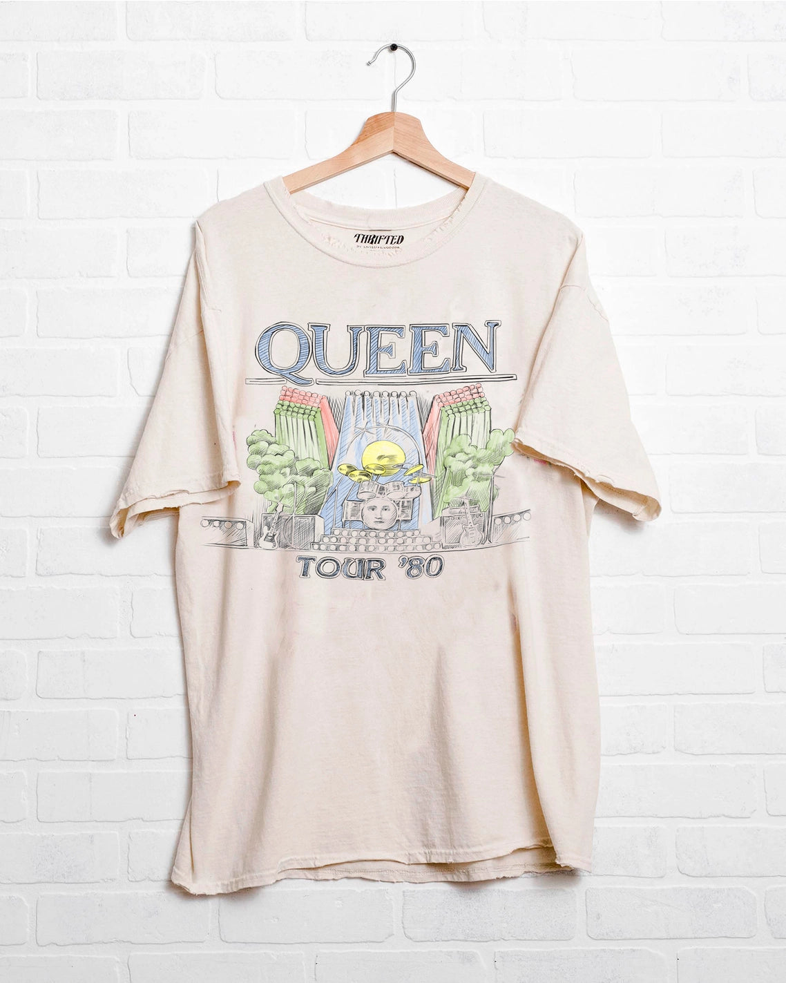 queen 1980s tour off white thrifted licensed graphic t-shirt