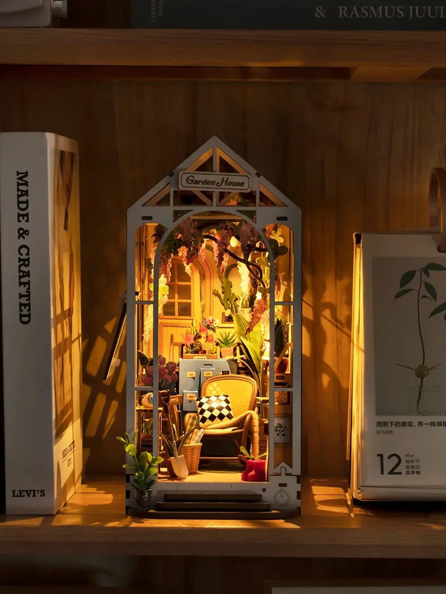 Rolife Garden House Book Nook Shelf Insert 3D Wooden House DIY Mini Puzzle Kit