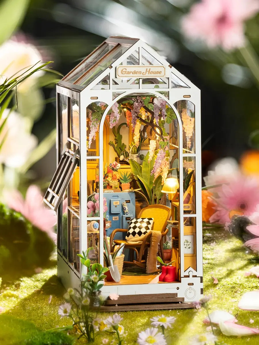 Rolife Garden House Book Nook Shelf Insert 3D Wooden House DIY Mini Puzzle Kit