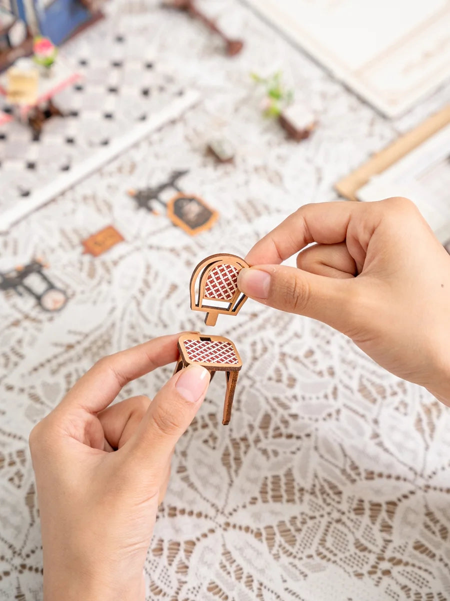 Rolife Arcade Dating Book Nook DIY Puzzle Kit