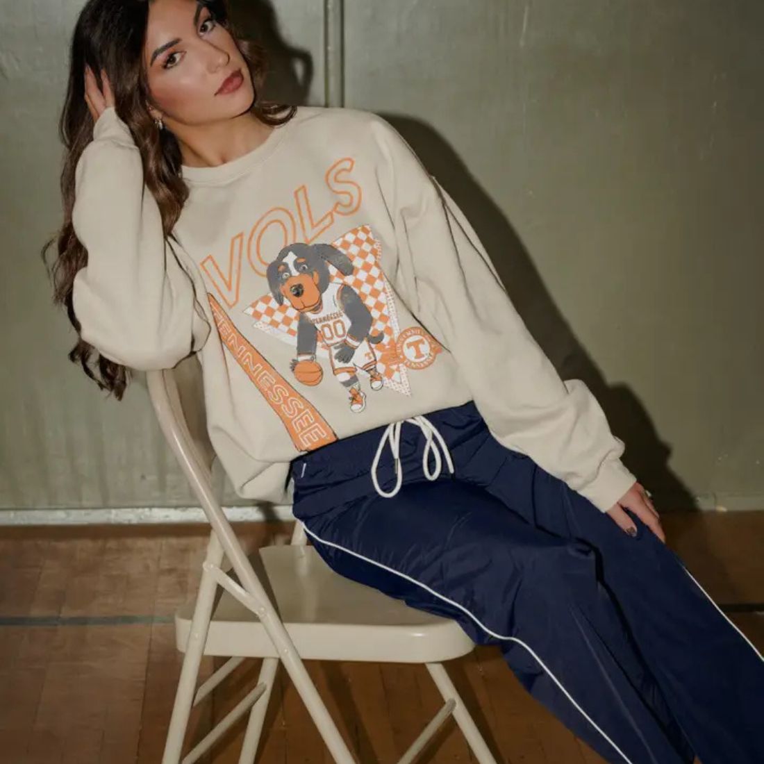 Shop Tennessee Volunteers Gameday at Bliss Knoxville. Gameday Fashion Clothing & Accessories. LivyLu Tennessee Vols Basketball Sweatshirt.