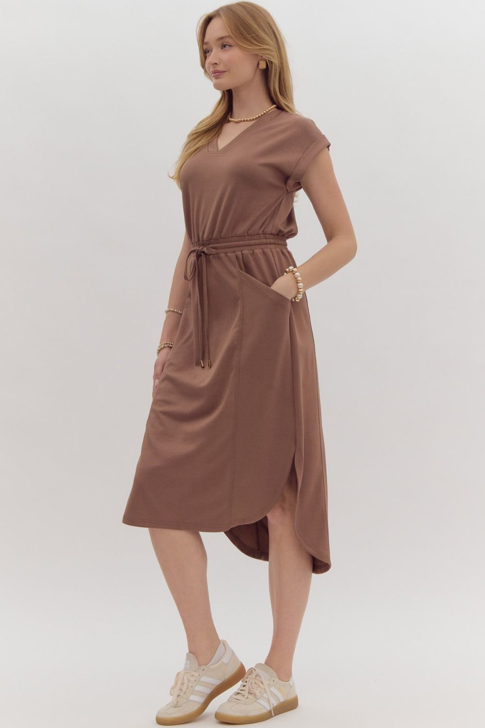 solid short sleeve tie waist midi dress in brown-side