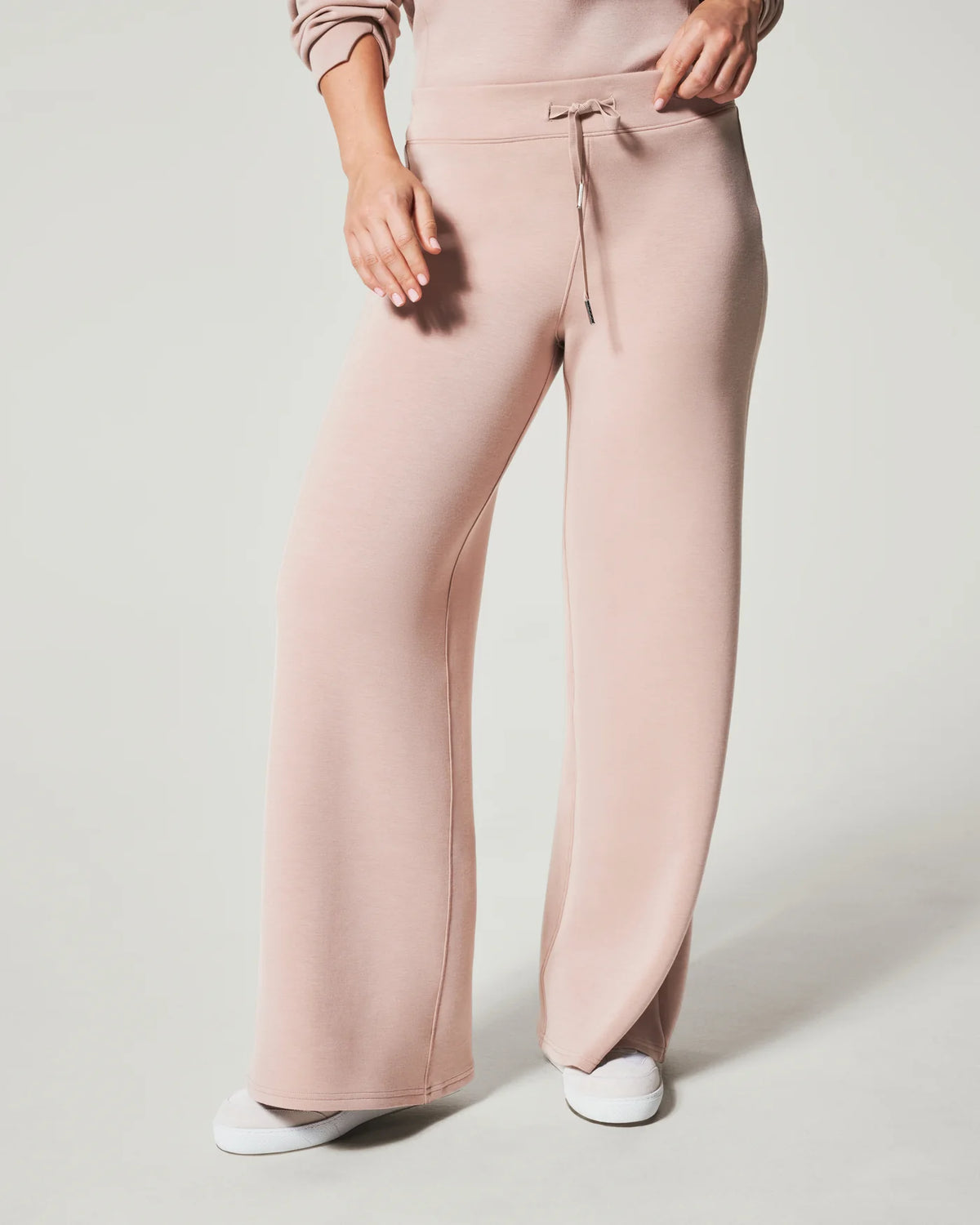 spanx airessentials wide leg pant in lunar-front view