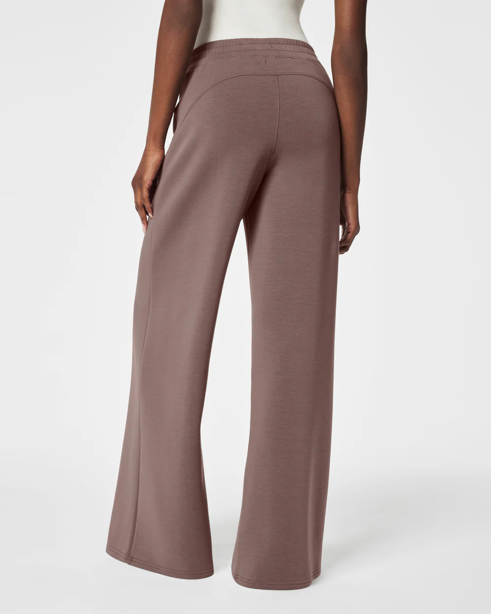 spanx airessentials wide leg pant in smoke-back view