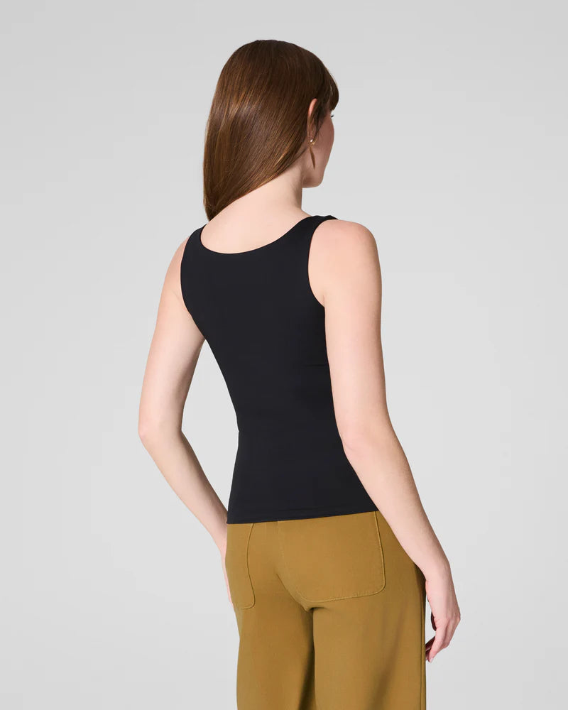 SPANXsmooth Jersey Scoop Tank in classic black 