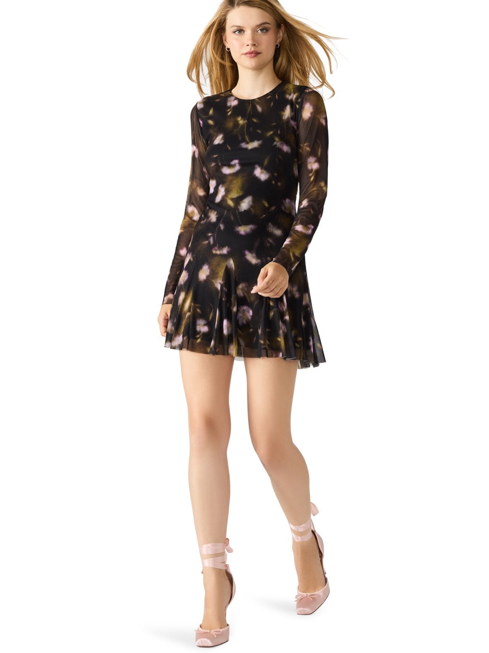 Steve Madden Bliss Floral Flowy Mini Dress black ditsy