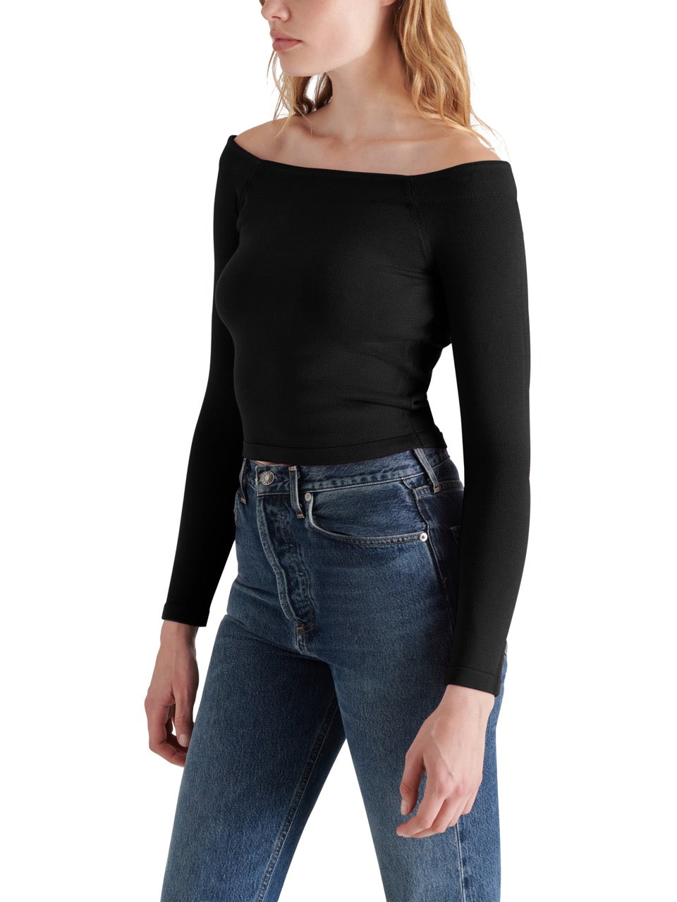 steve madden ressi off shoulder crop sweater in black-side