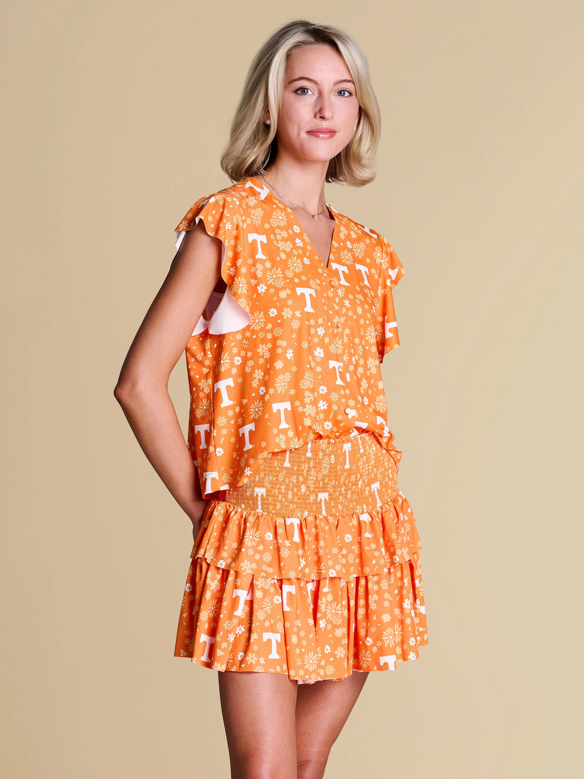 Stewart Simmons Tennessee Fame Floral Top orange white