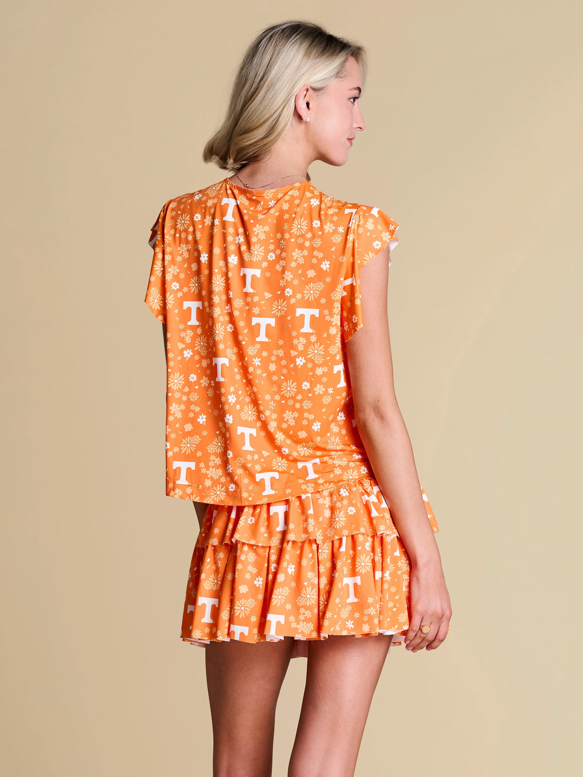 Stewart Simmons Tennessee Fame Floral Top orange white