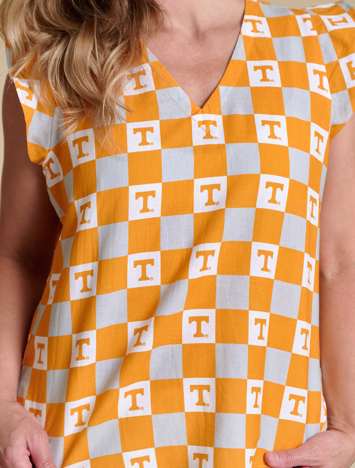 stewart simmons Tennessee Go Gingham Ruffle Tank in orange multi 