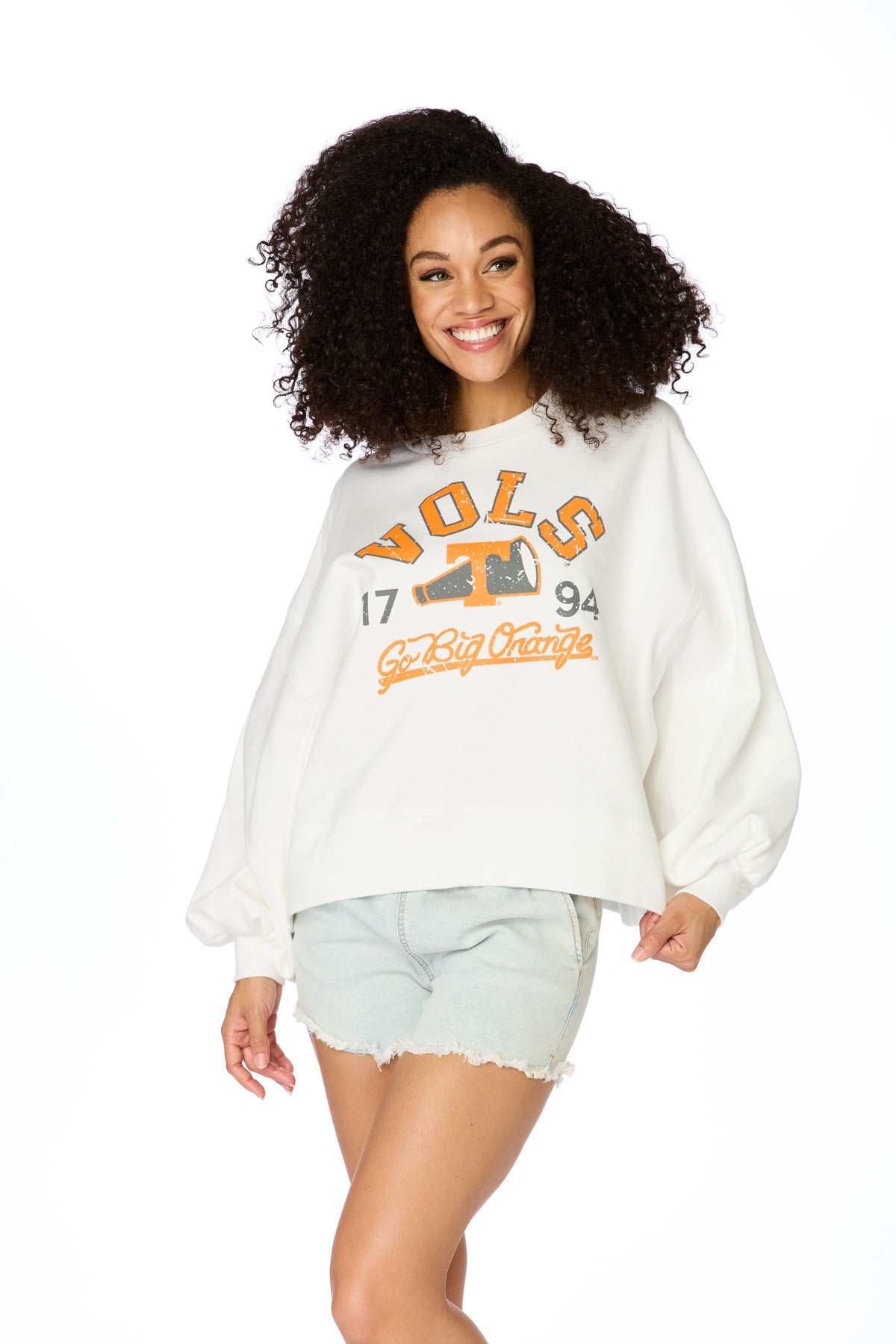 stewart simmons tn vols 1794 balloon pullover in white-front