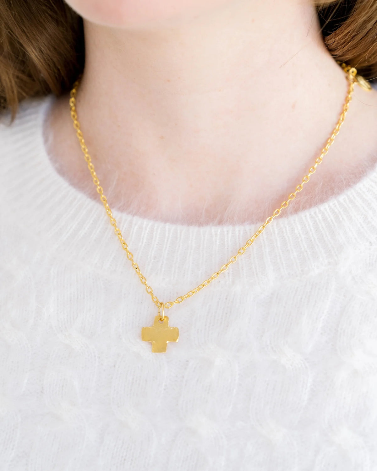 Susan Shaw 16" Dainty Cross Necklace