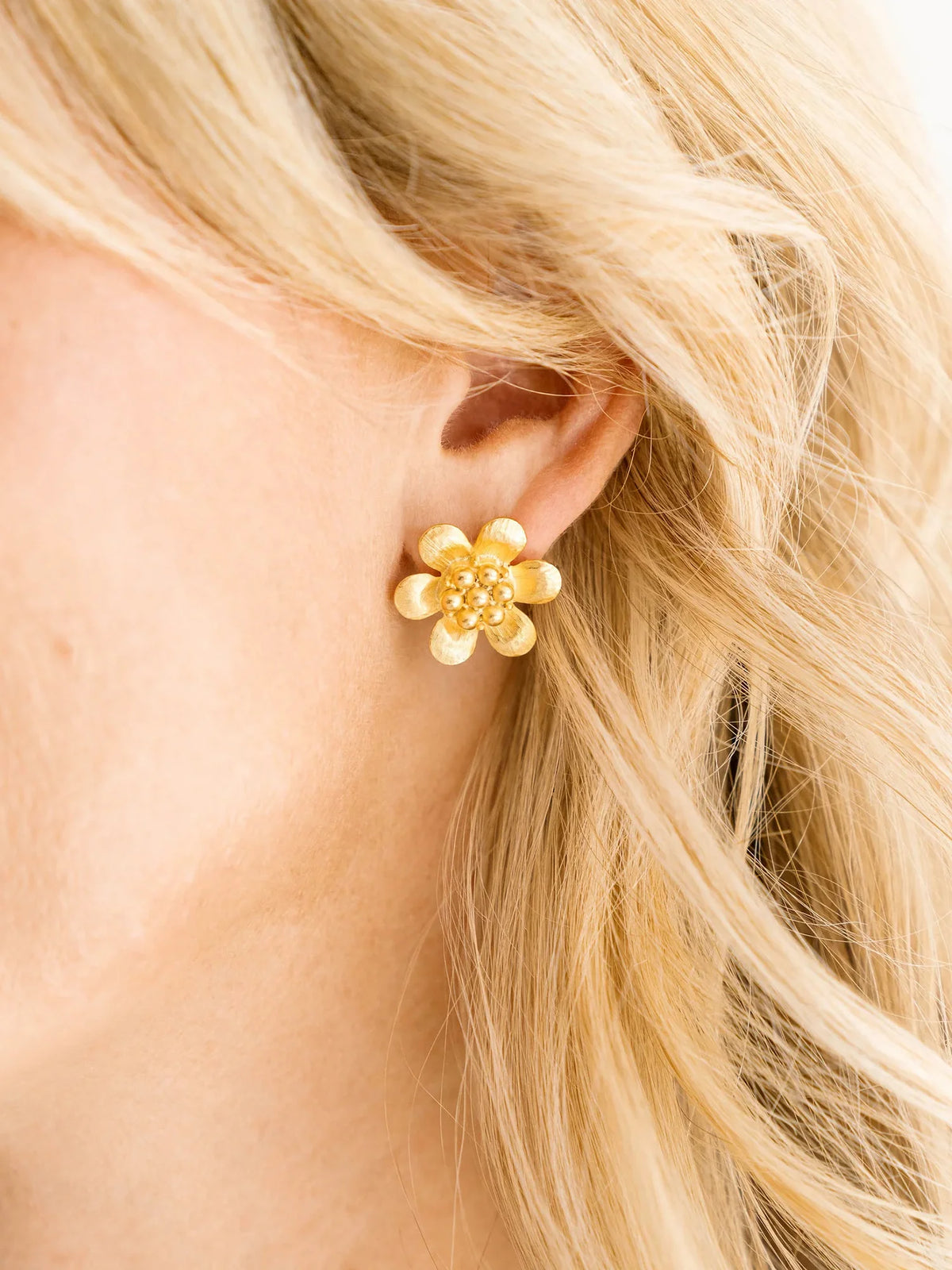 Susan Shaw Daisy Studs