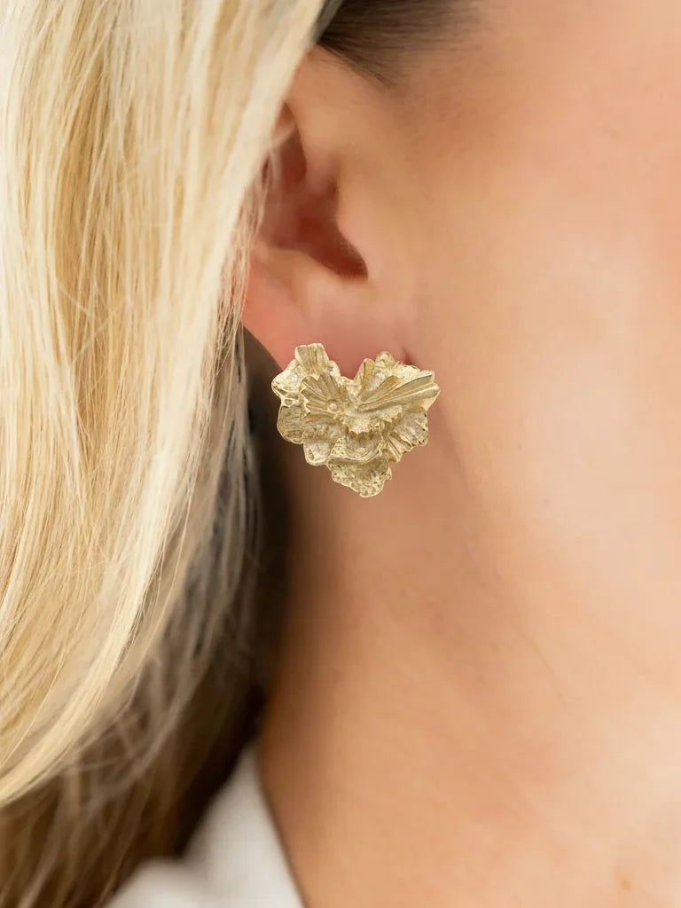 Susan Shaw Mila Heart Studs