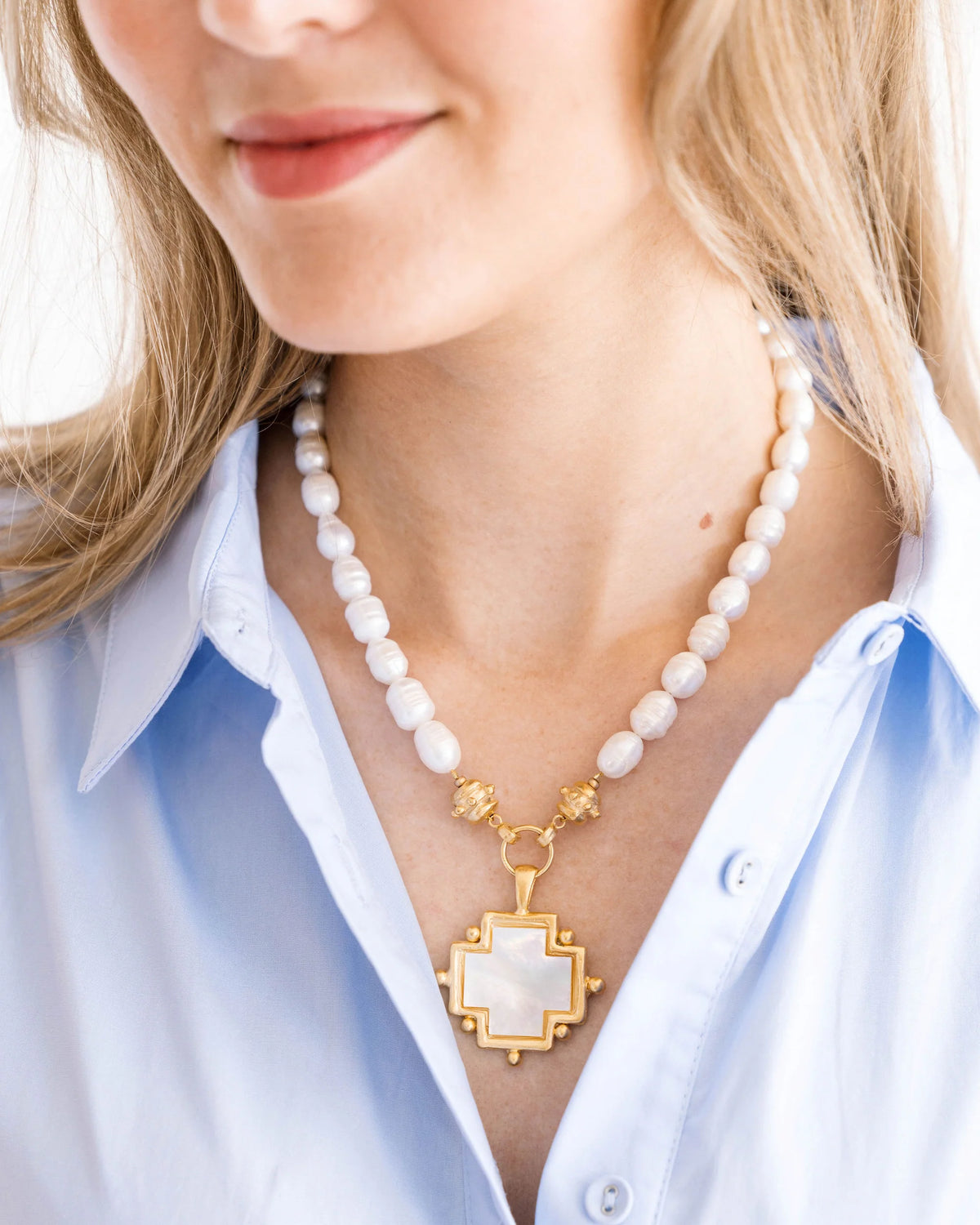 Susan Shaw 16" Mother of Pearl Cross Pearl Necklace