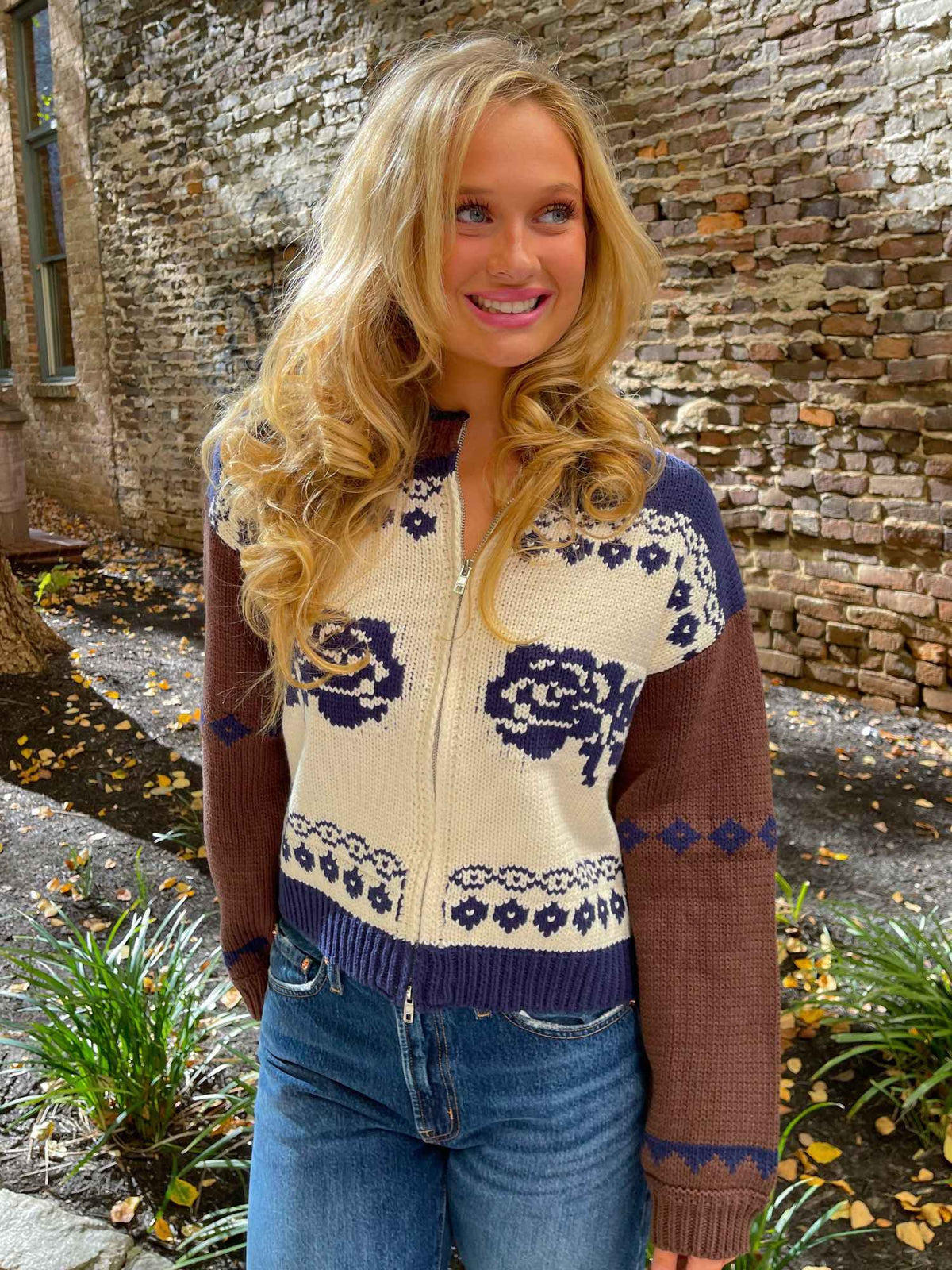 Sweet Rose Jacquard Zip Sweater Jacket