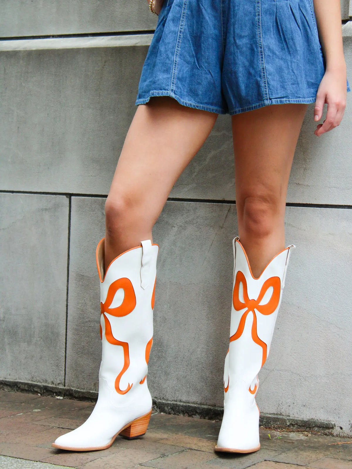 Tennessee Game Day Boot Ruby Bow Knot Inlay Cowboy Boot Orange & White
