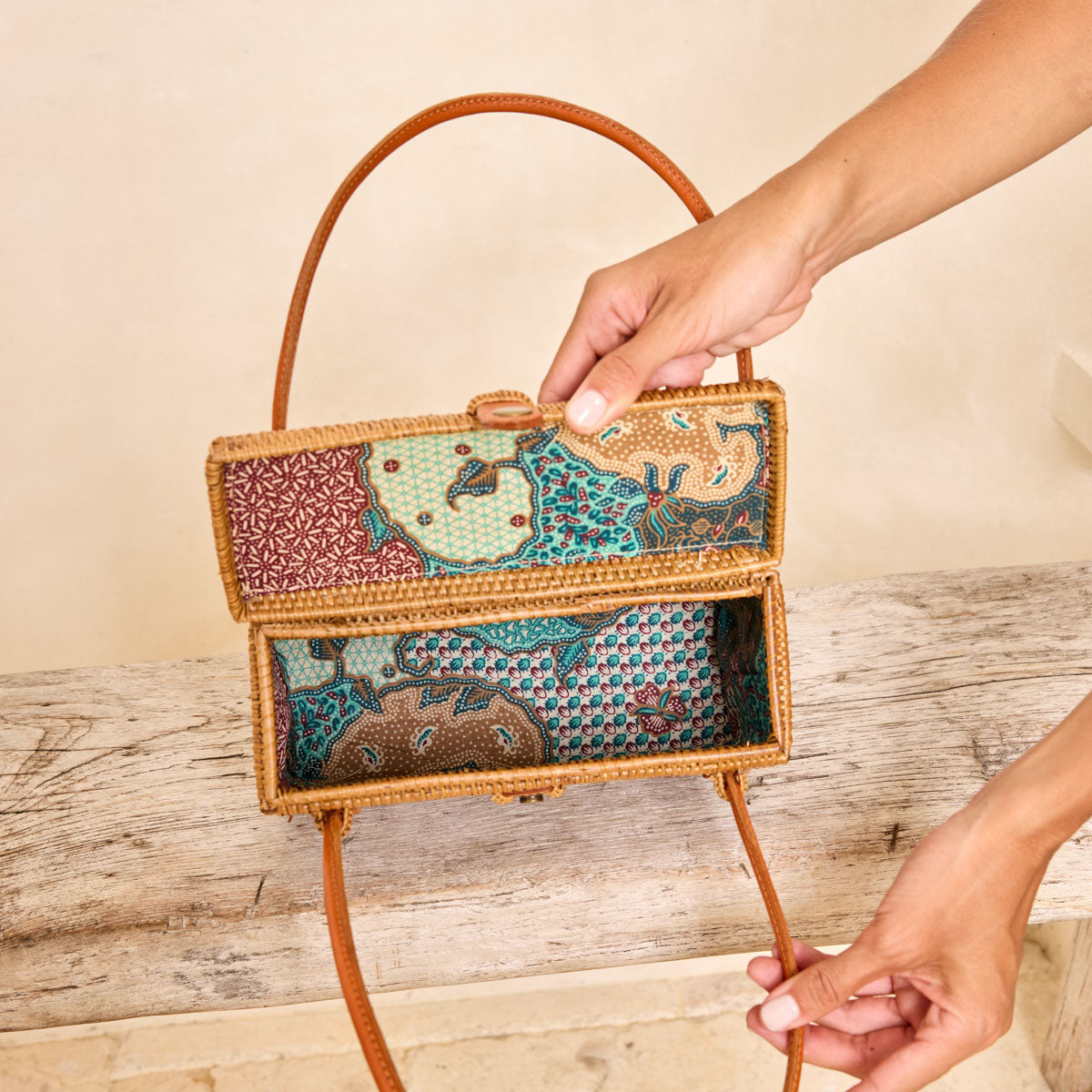 The Winding Road Ata 3 Diamond Box Handbag