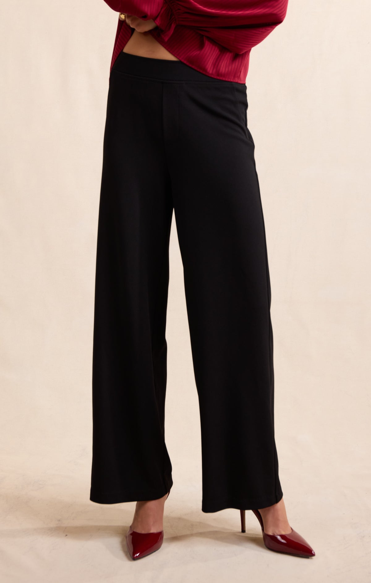 Astrid Pull On Super Stretch Straight Pants