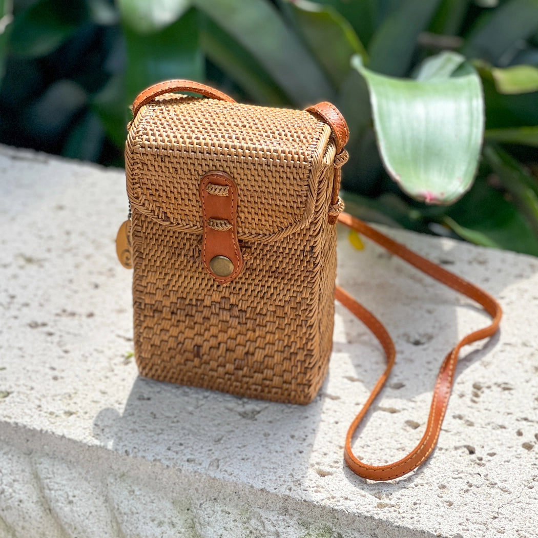 The Winding Road Ata Vine Cell Phone Crossbody