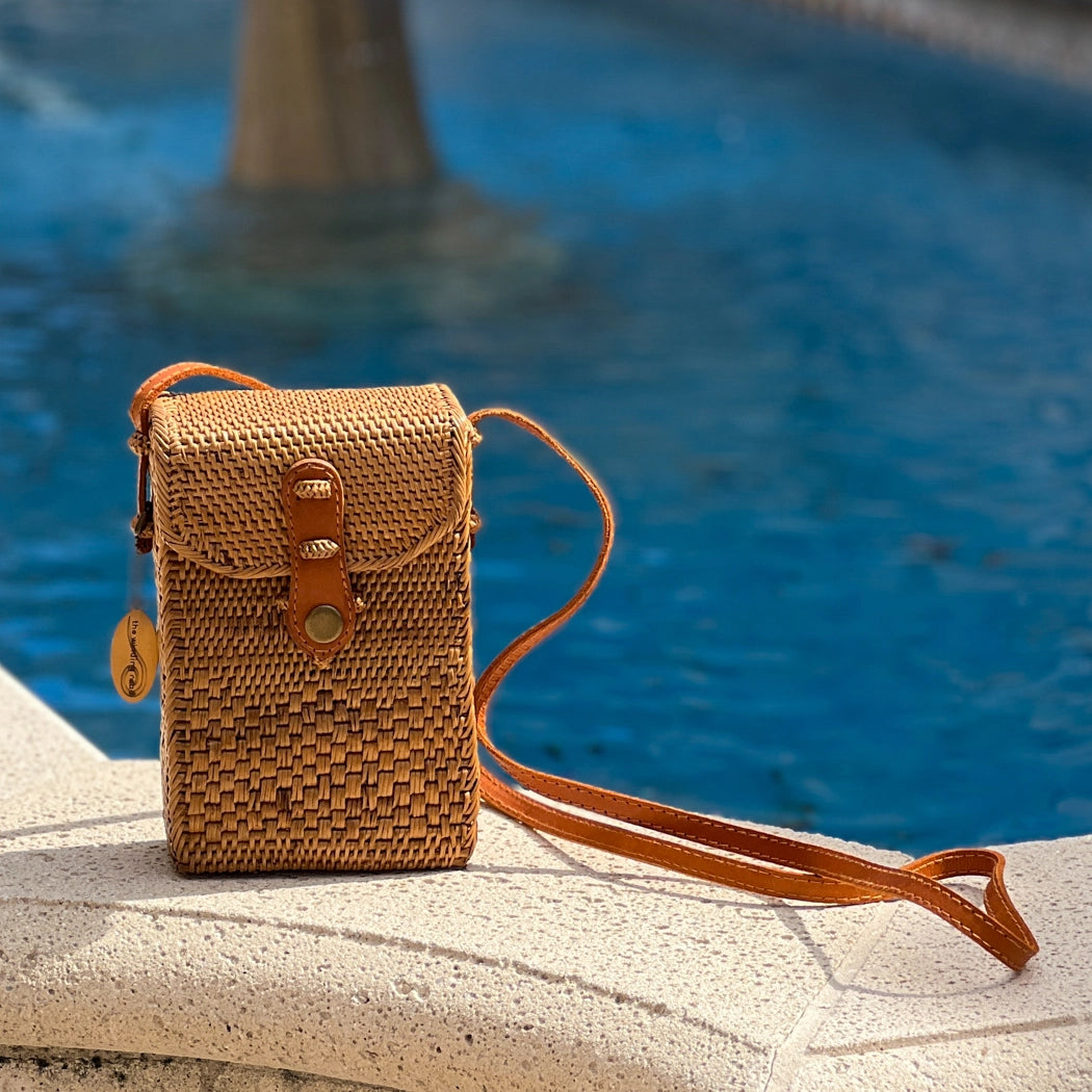 The Winding Road Ata Vine Cell Phone Crossbody