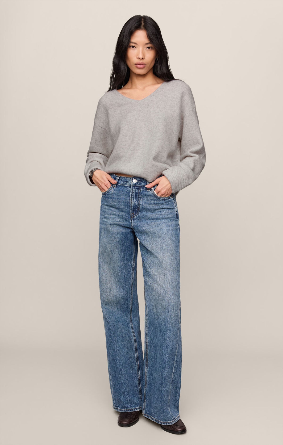 Z SUPPLY Cerro V-Neck Sweater feather grey