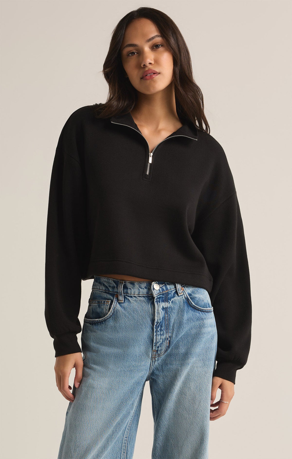 Z SUPPLY Feeling The Moment Sweatshirt in black-front