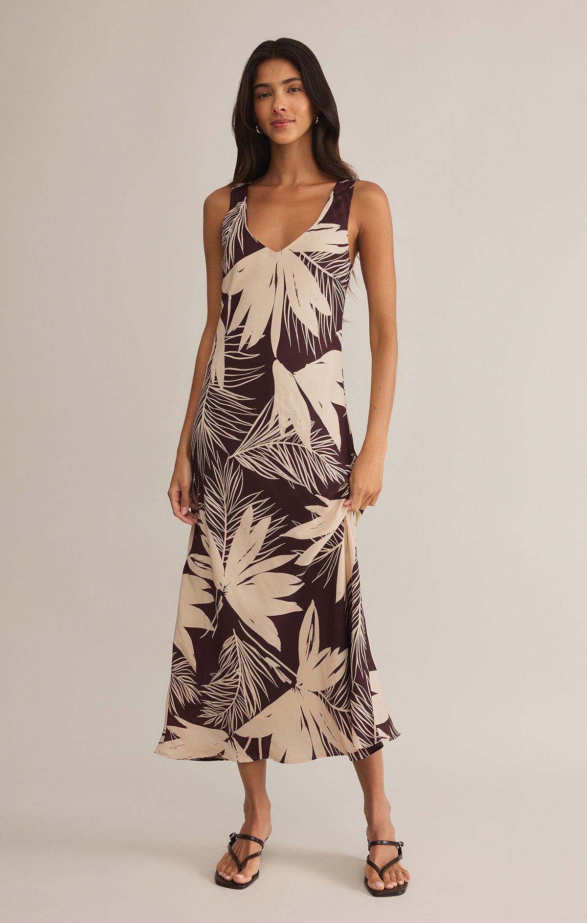 Z SUPPLY Hana Palmera Maxi Dress in lava rock 