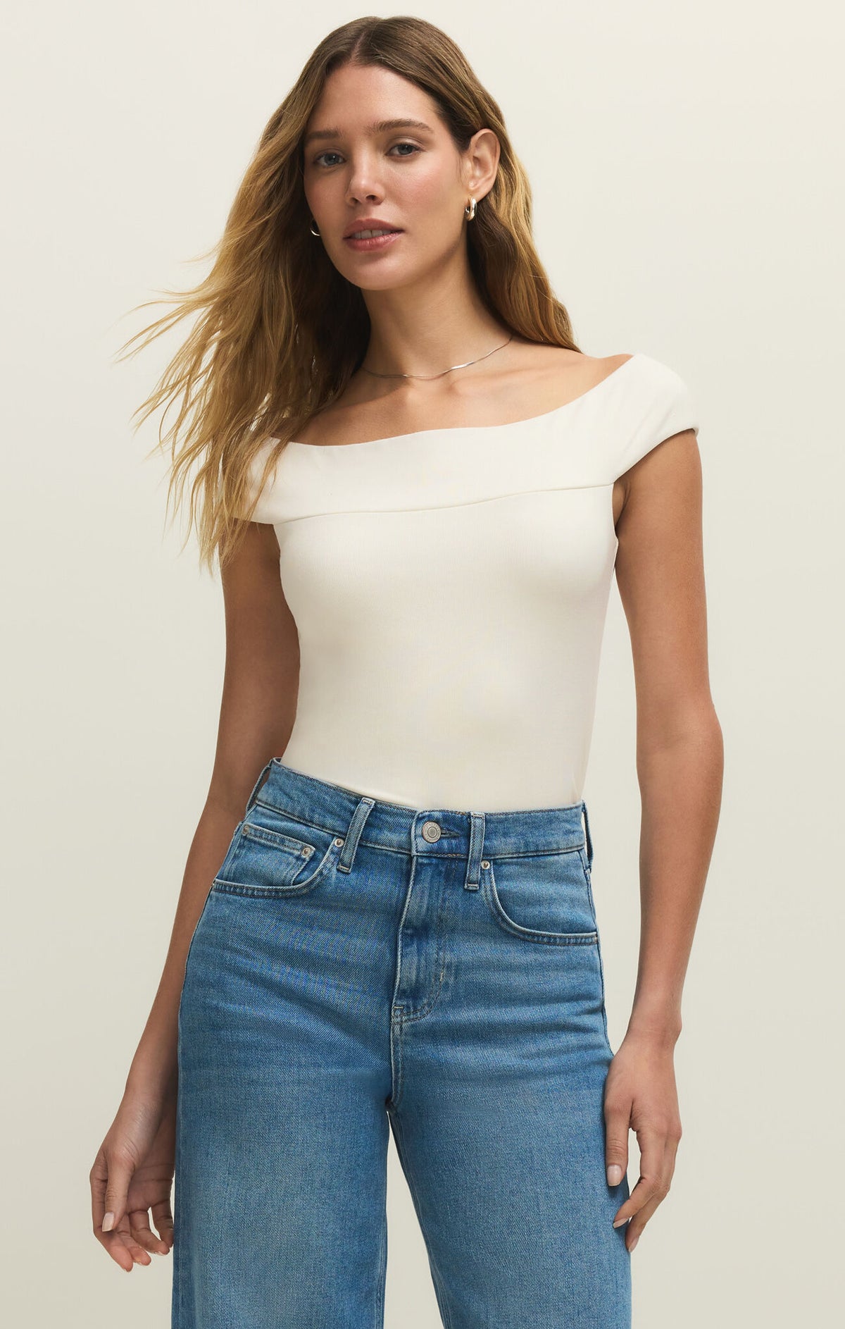 Z SUPPLY Second Skin Off Shoulder Top cloud 
