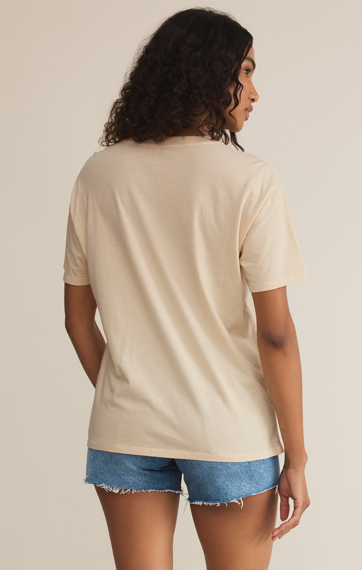 Z SUPPLY Spritz Boyfriend Tee in sandshell-back