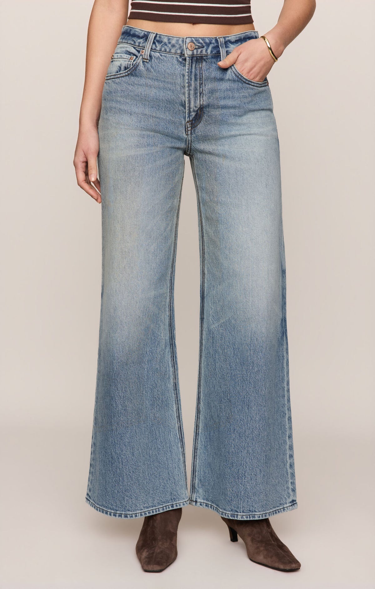 Z SUPPLY The Stunner Mid Rise Wide Leg Jean