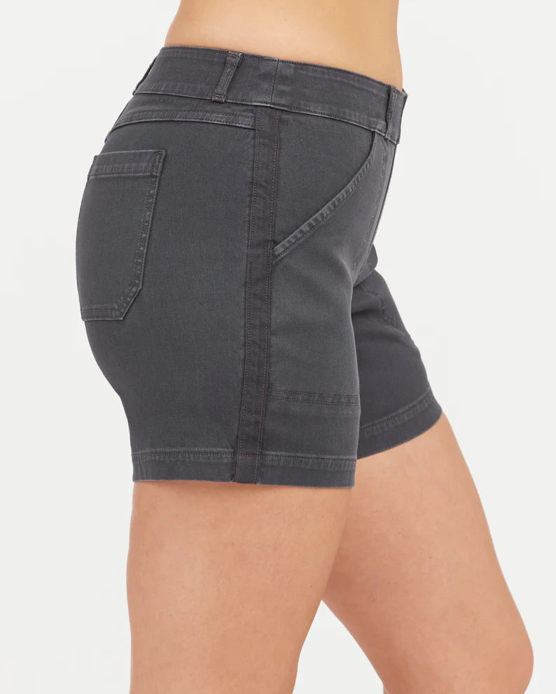 spanx 6 inch stretch twill shorts in washed black-side